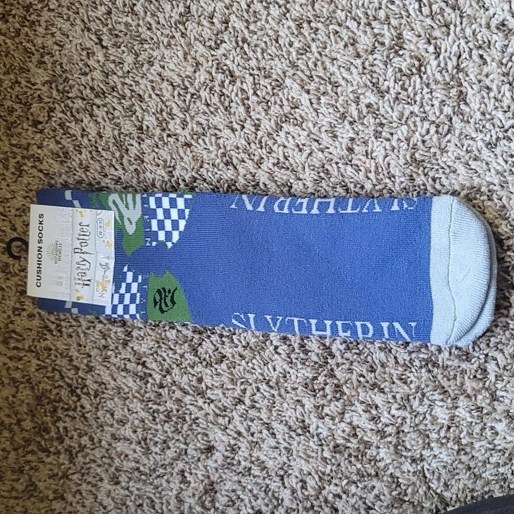 HARRY POTTER SLYTHERIN SOCKS: WIZARDING WORLD: NWT: SZ 9-11